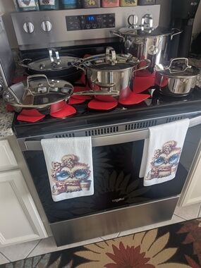 Stainless Steel And Ceramic European Cookware